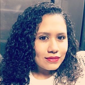 Meet your Posher, Alba